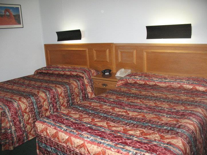 Silver Sage Inn موآب الغرفة الصورة